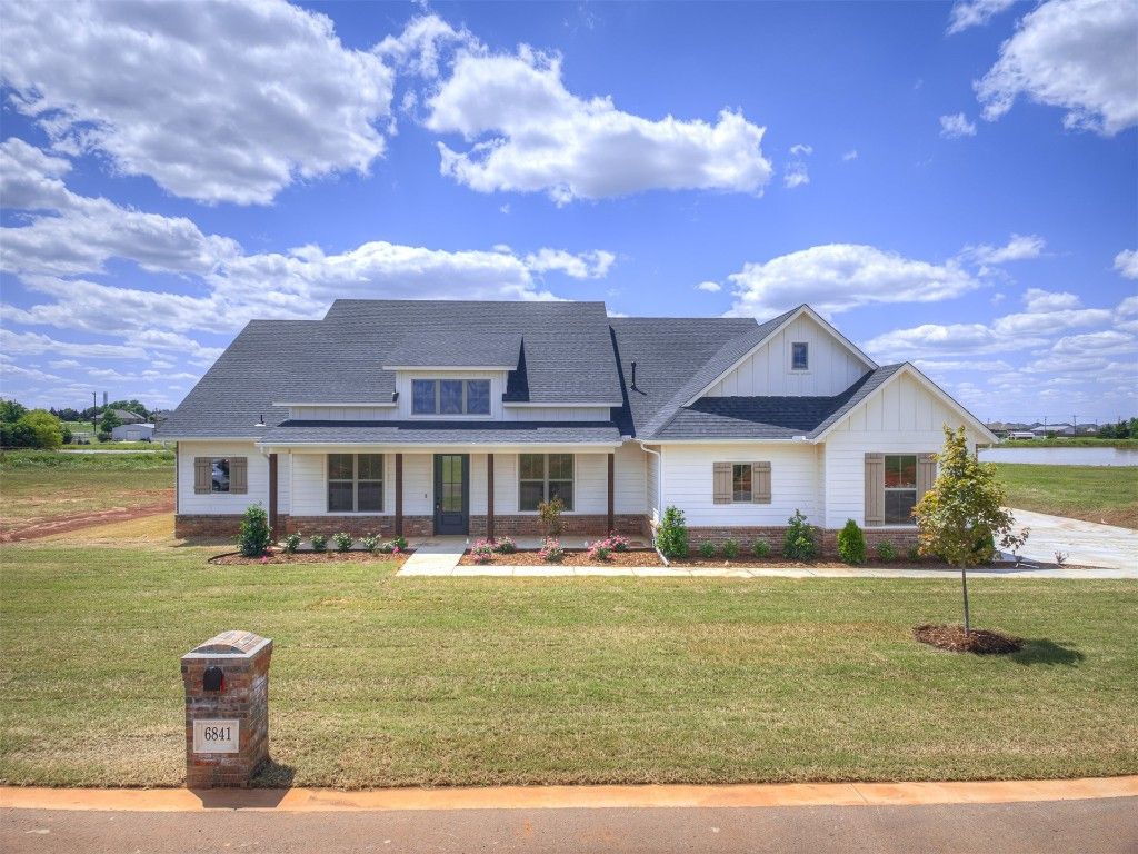 6841 Lake View Court, Cashion, OK 73016