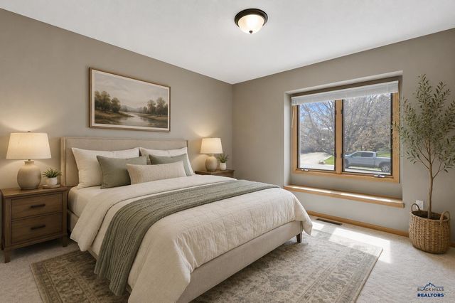 8027 SANDLILY CT, Rapid City, SD 57702