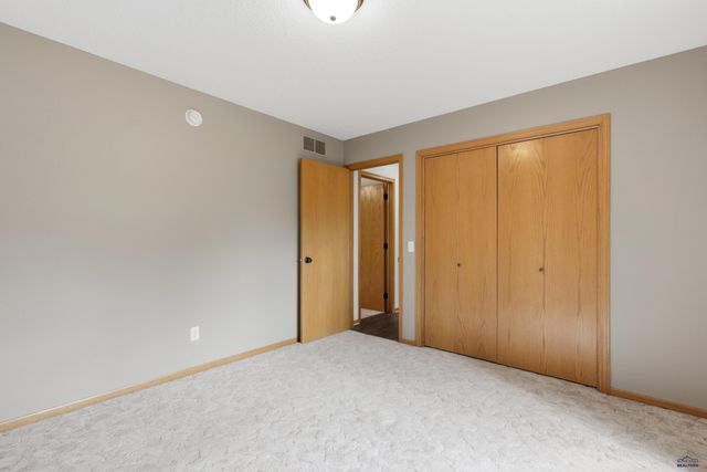 8027 SANDLILY CT, Rapid City, SD 57702