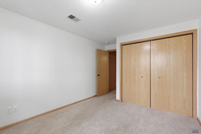 8027 SANDLILY CT, Rapid City, SD 57702