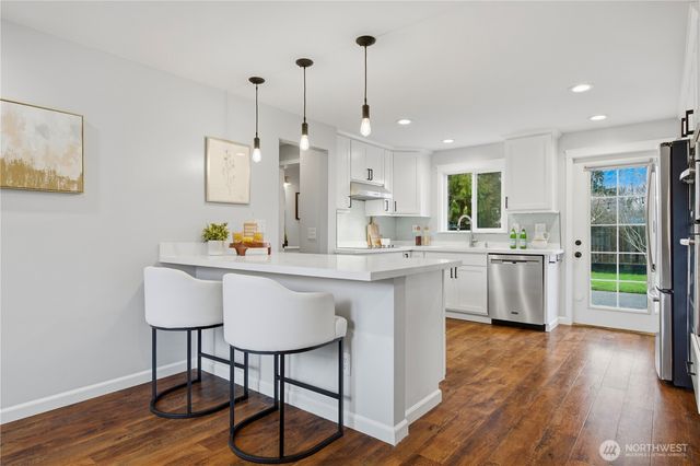 11226 NE 145th Street, Kirkland, WA 98034