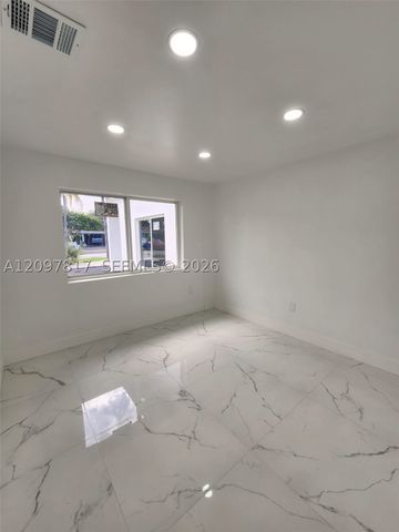 620 SW 38th Ter, Fort Lauderdale, FL 33312