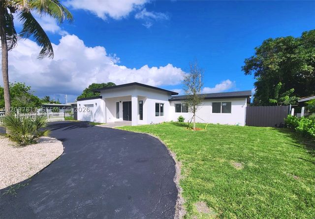 620 SW 38th Ter, Fort Lauderdale, FL 33312