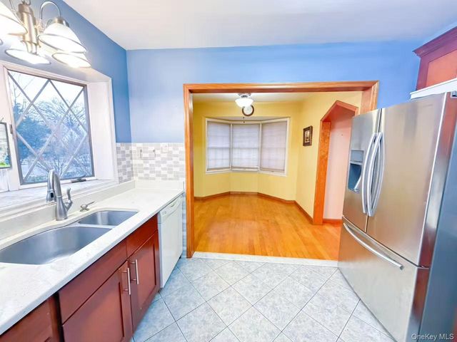 58-27 197th Street, Fresh Meadows, NY 11365