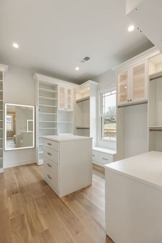 102 Steeplechase Ln, Nashville, TN 37221