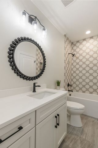 102 Steeplechase Ln, Nashville, TN 37221