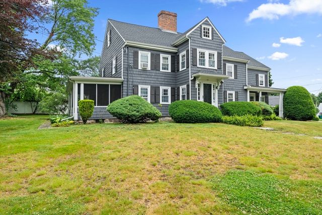 793 Lynnfield St, Lynn, MA 01904