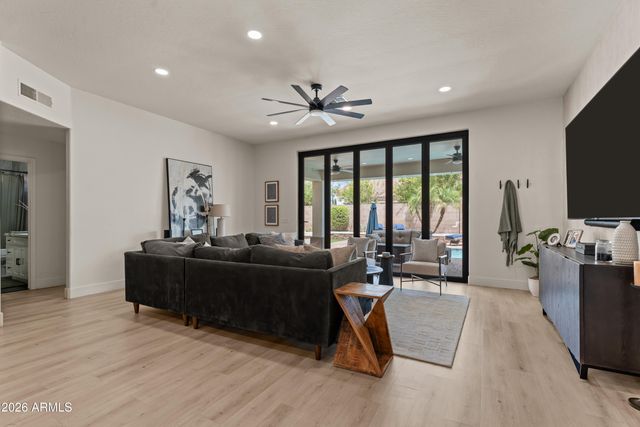 10124 E Pantera Avenue, Mesa, AZ 85212