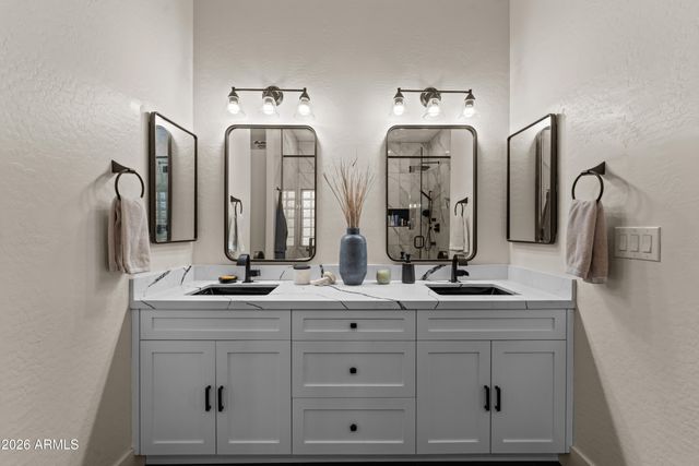 10124 E Pantera Avenue, Mesa, AZ 85212