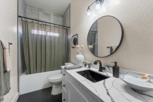 10124 E Pantera Avenue, Mesa, AZ 85212