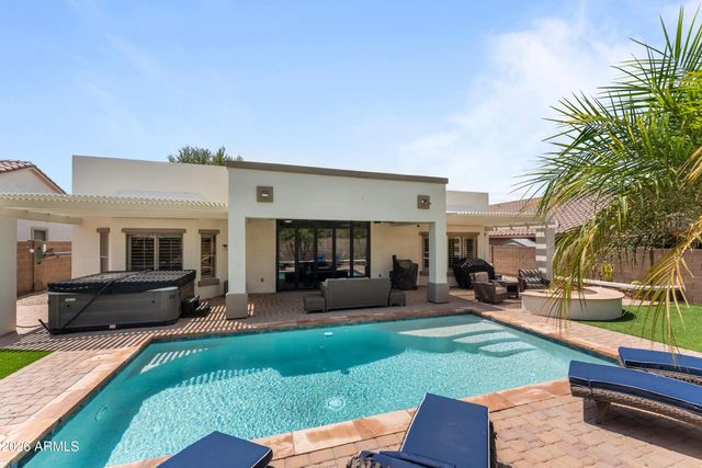 10124 E Pantera Avenue, Mesa, AZ 85212