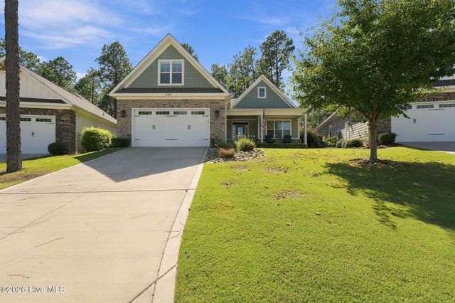 246 Luss Lane, Southern Pines, NC 28387