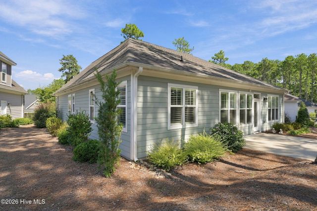 246 Luss Lane, Southern Pines, NC 28387
