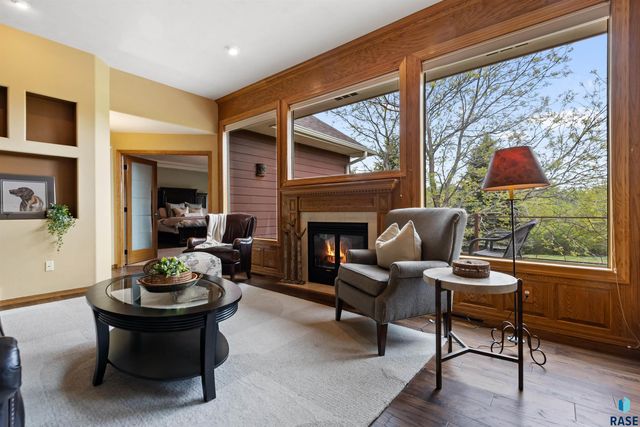 6811 E Split Rock Cir Circle, Sioux Falls, SD 57110