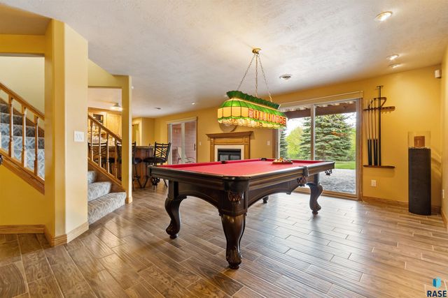 6811 E Split Rock Cir Circle, Sioux Falls, SD 57110