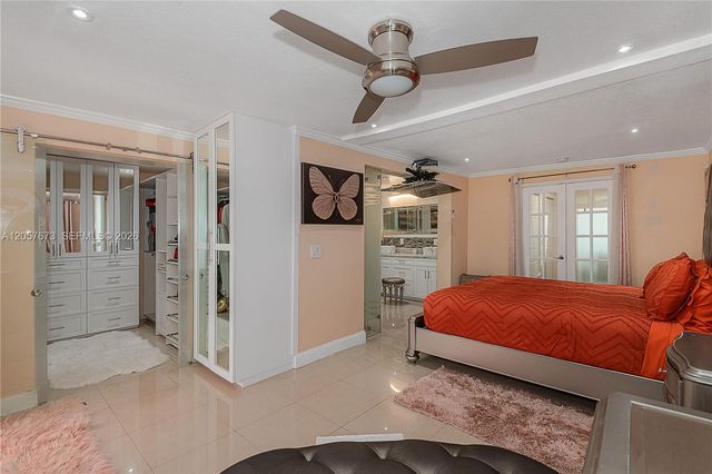 5711 Farragut St, Hollywood, FL 33021