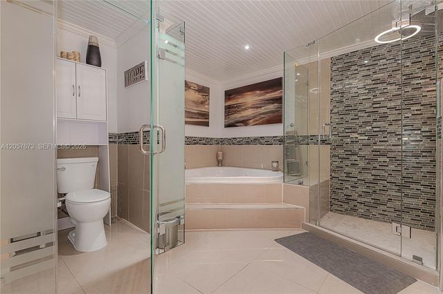 5711 Farragut St, Hollywood, FL 33021