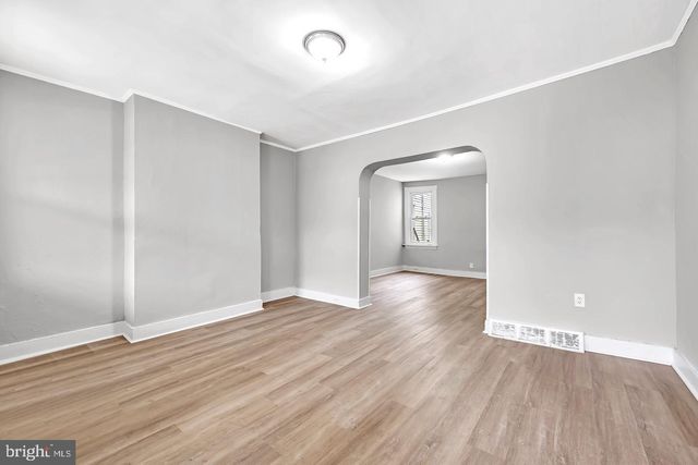 12 ADELLA AVE, Hamilton, NJ 08609