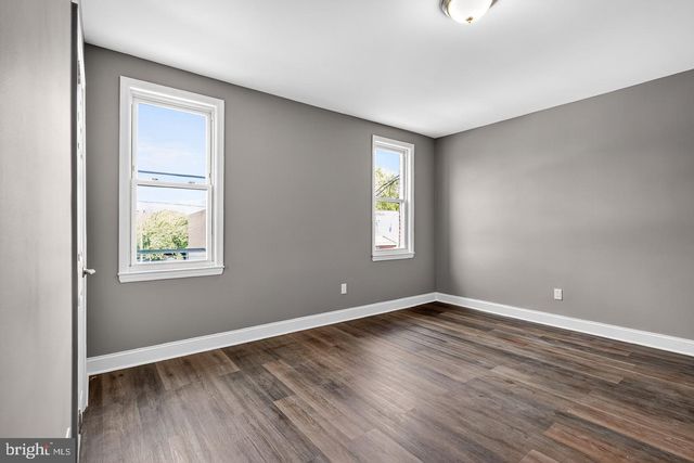 12 ADELLA AVE, Hamilton, NJ 08609