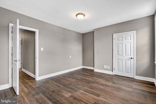 12 ADELLA AVE, Hamilton, NJ 08609