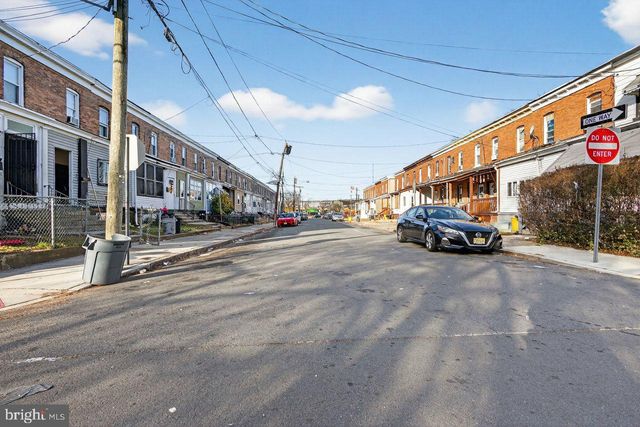 12 ADELLA AVE, Hamilton, NJ 08609