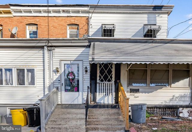 12 ADELLA AVE, Hamilton, NJ 08609