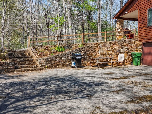 E 204 Beaver Dam CT, Goodview, VA 24095
