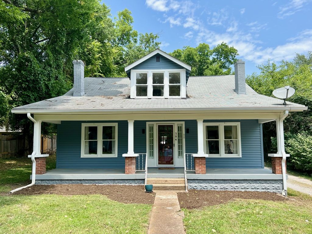 304 Elberta St, Nashville, TN 37210