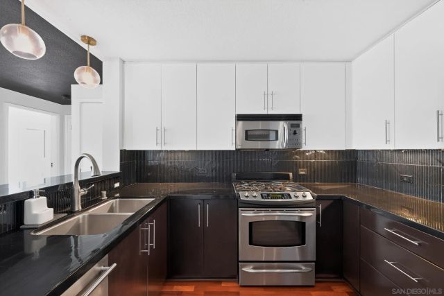 325 7Th Ave 1905, San Diego, CA 92101