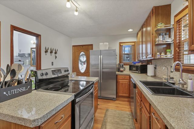 983 Sauk Court, Sugar Grove, OH 43155