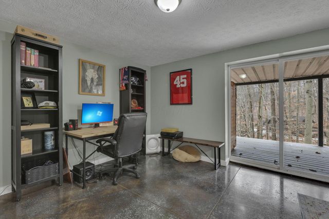 983 Sauk Court, Sugar Grove, OH 43155