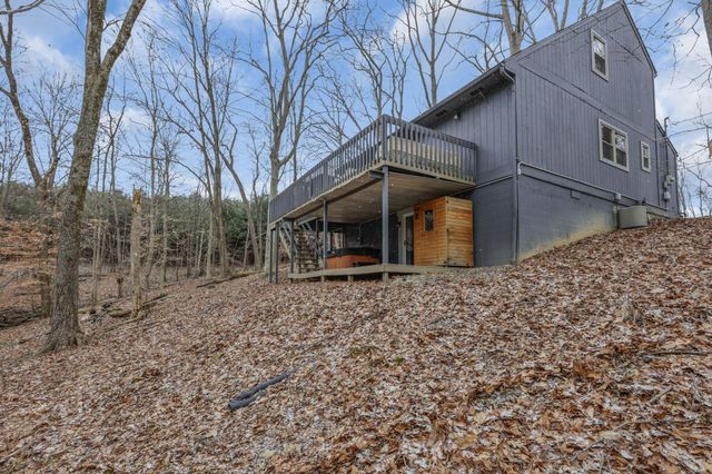 983 Sauk Court, Sugar Grove, OH 43155