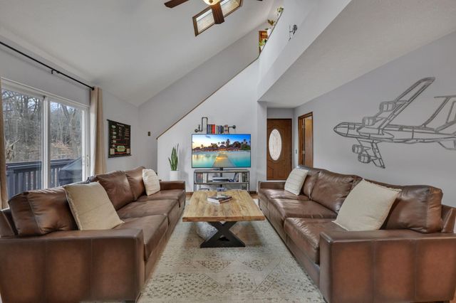 983 Sauk Court, Sugar Grove, OH 43155