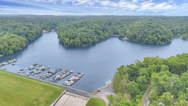 983 Sauk Court, Sugar Grove, OH 43155