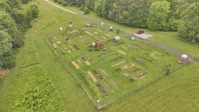 983 Sauk Court, Sugar Grove, OH 43155