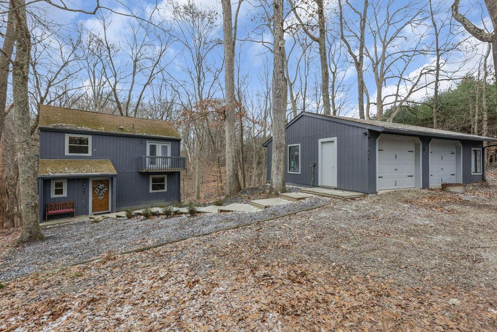 983 Sauk Court, Sugar Grove, OH 43155