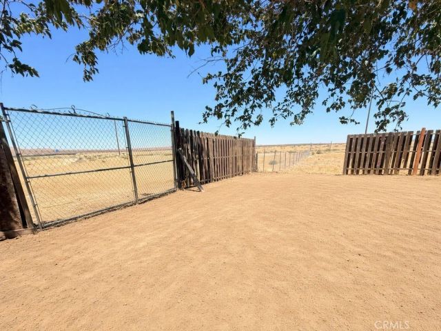 40754 179th East, Lancaster, CA 93535