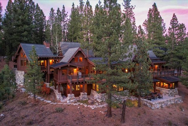 260 Laura Knight, Truckee, CA 96161