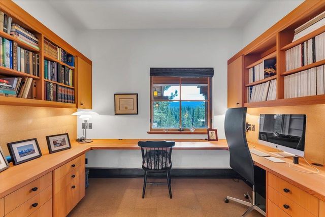 260 Laura Knight, Truckee, CA 96161