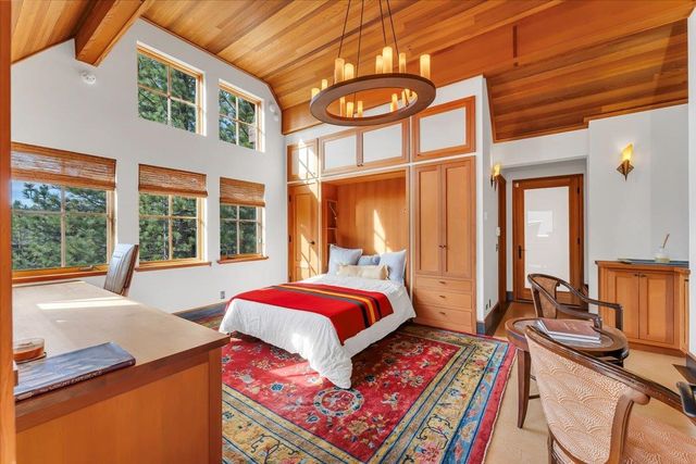 260 Laura Knight, Truckee, CA 96161