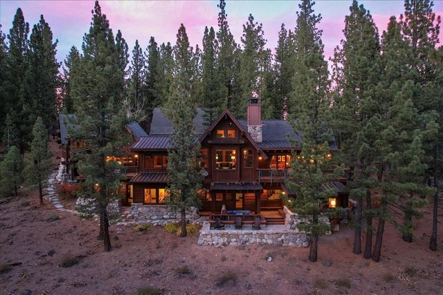 260 Laura Knight, Truckee, CA 96161