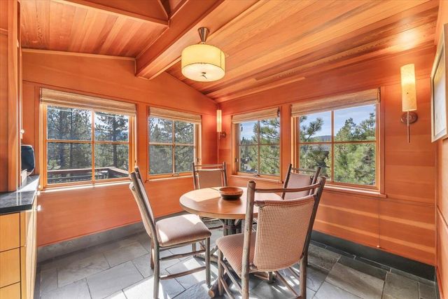260 Laura Knight, Truckee, CA 96161