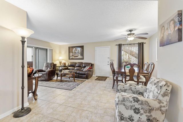 112 SE Village Drive 112, Port St Lucie, FL 34952