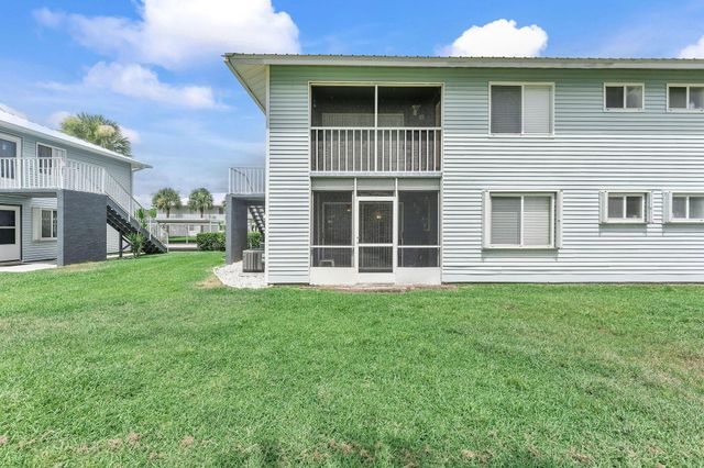 112 SE Village Drive 112, Port St Lucie, FL 34952