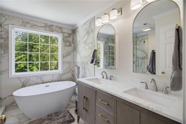 1858 Yates Mill Court, High Point, NC 27265