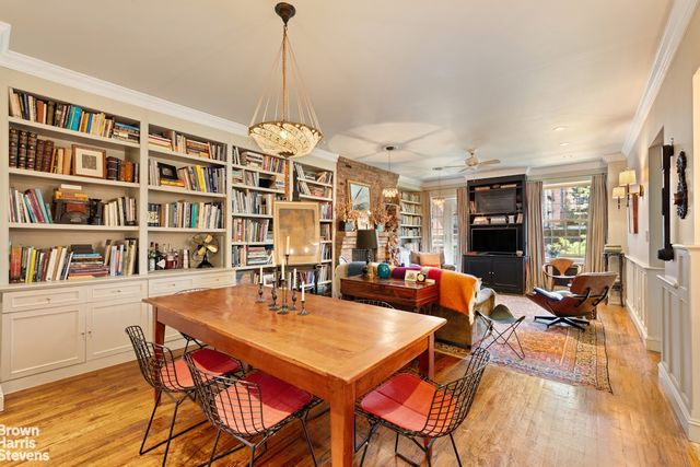 311 W 83rd St Apt 4A, New York City, NY 10024