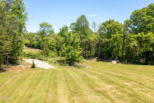 882 Walnut Grove Road, Bluff City, TN 37618