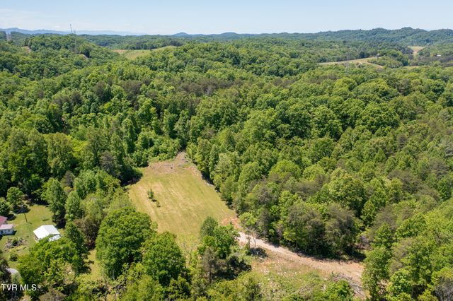 882 Walnut Grove Road, Bluff City, TN 37618