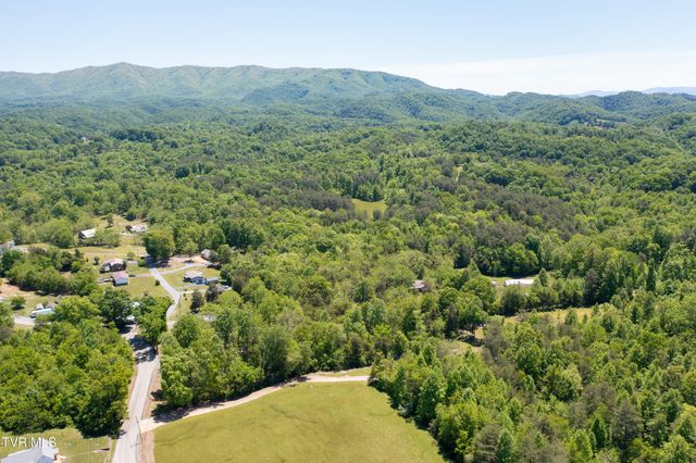 882 Walnut Grove Road, Bluff City, TN 37618