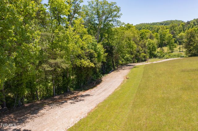 882 Walnut Grove Road, Bluff City, TN 37618